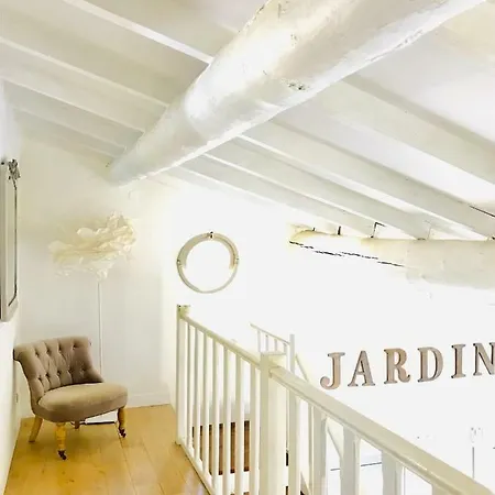 Zen Et Chic, Juste A Cote De La Bastide De Marie * Menerbes